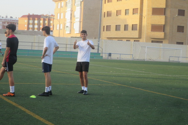 El equipo juvenil de la EFB Jesús de la Ossa, comienza la temporada con desplazamiento- Visita al CD Sonseca en el Martín Juanes de la localidad toledana