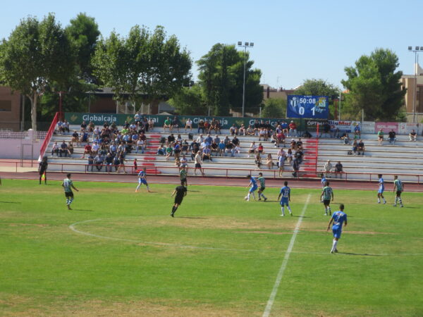 Mal inicio para el CD Tarancon en el encuentro de rivalidad conquense del grupo XVIII Tercera Federación