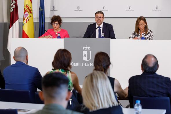 Castilla-La Mancha comienza el curso escolar 2024-2025 con la puesta en marcha del Banco de libros y la implementación del programa ‘+ Escuela CLM’