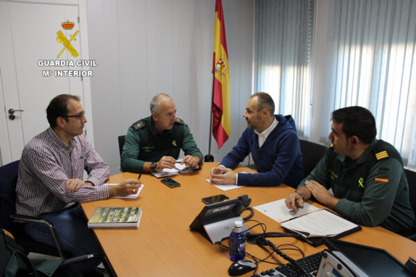 La Guardia Civil se reúne con la Delegación Provincial de Sanidad
