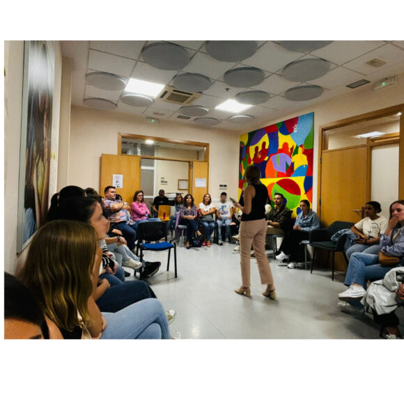 El Gobierno regional destaca el trabajo de Aldeas Infantiles SOS a través del proyecto ‘Together’ para fomentar para participación infantil y juvenil