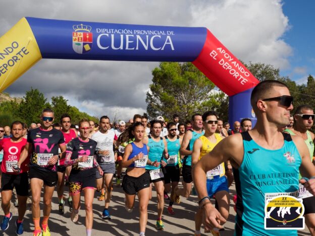 Almudena de la Ossa y Marcos Hortelano vencedores de la Media Maratón Ciudad de Cuenca 2024