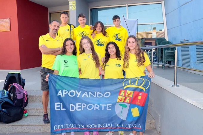 SVAT de Tarancón y Guardavidas de Cuenca, de Salvamento y Socorrismo, se suman al Reto “12 horas nadando por la ELA” en la Roda.