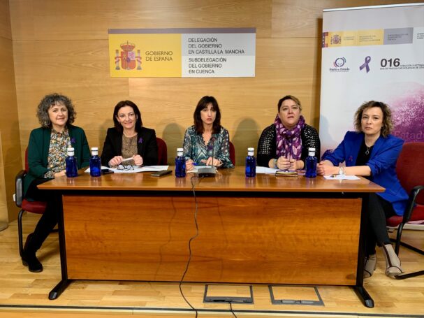 Coordinación institucional en Cuenca en torno al Día Internacional contra la Violencia de Género