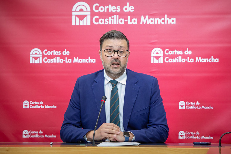 El presupuesto de la Consejería de Educación, Cultura y Deportes para 2025 asciende a más de 2.418 millones de euros, un 65 por ciento más de lo que se gastaba en 2014