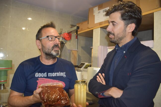 Una empresa premiada en Integra ayuda a los agricultores a transformar y envasar sus productos para venderlos directamente