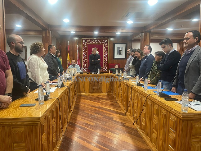 La unanimidad en todos los puntos tratados y el minuto de silencio por las víctimas y desaparecidos de la DANA marcan el pleno de octubre en el Ayuntamiento de Tarancón