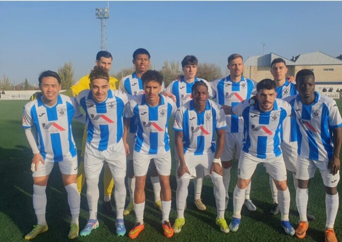 Cuando se perdona las ocasiones y facilitas balones al rival, las consecuencias pueden ser una derrota, como la que ha tenido en Villacañas el CD Tarancón