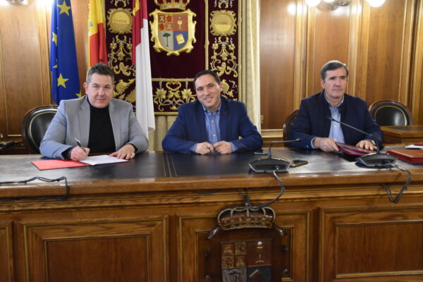 Más del 40% de la población de la provincia está acogida al contrato único de recogida de residuos de la Diputación