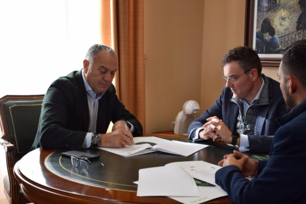 El Ayuntamiento y ZINCAMAN apuestan por el mantenimiento del polígono industrial ‘Tarancón Sur’ a través del programa RUZI
