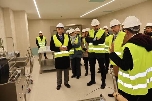 El Hospital Universitario de Cuenca dispone de una central de esterilización a la vanguardia tecnológica, totalmente automatizada y robotizada