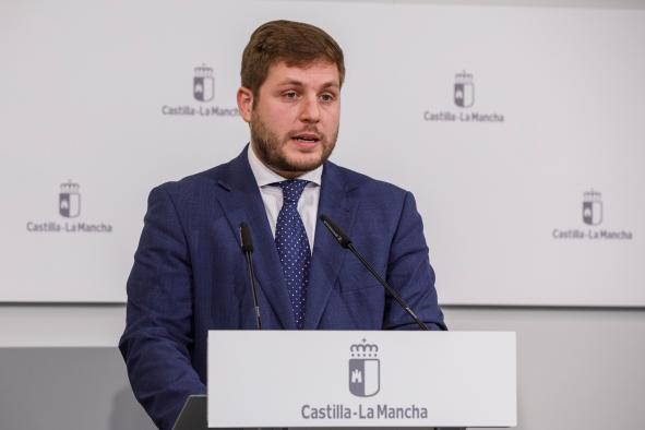 El Gobierno regional autoriza las obras de emergencia de los puentes de Landete y Embid y la renovación del convenio con Madrid para el abono transporte