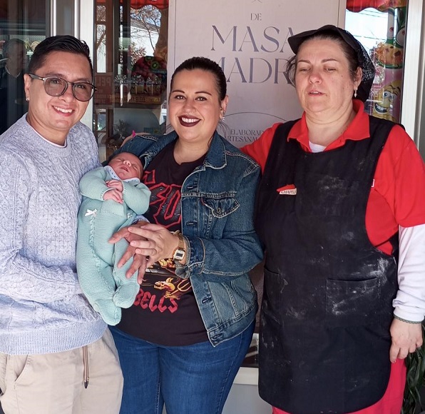 AFEPAN vuelve a otorgar pan al primer nacido del año en la provincia de Cuenca