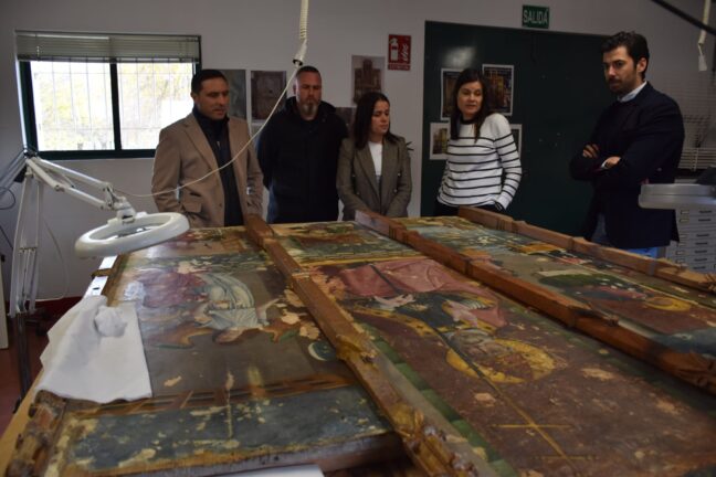 La Diputación de Cuenca está rehabilitando el retablo de la Cátedra de San Pedro ubicada en la Colegiata de Belmonte