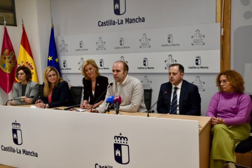 El Gobierno regional refuerza su apoyo al Festival Internacional de Novela Criminal de las Casas Ahorcadas