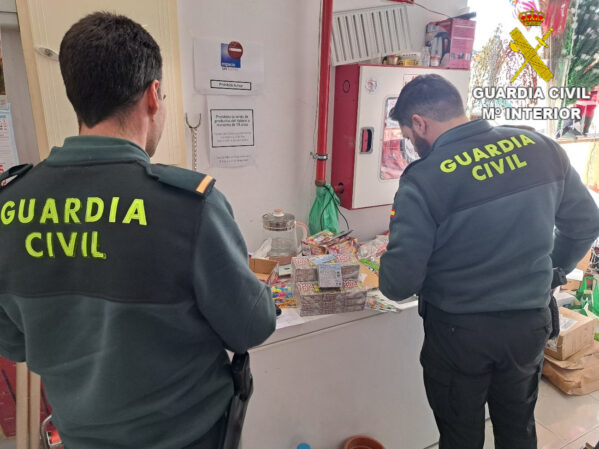 La Guardia Civil ha intervenido más de 23.000 artículos pirotécnicos durante la campaña de Navidad.