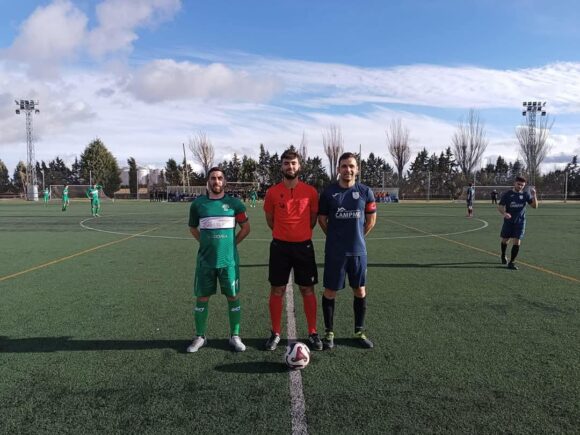 El líder del grupo V Territorial Juvenil endosan una “manita” al equipo B de la EFB Jesús de la Ossa en el comienzo de la segunda vuelta.