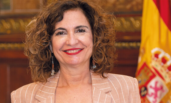 El Gobierno anuncia que el Estado condonará 4.927 millones de euros de deuda a Castilla-La Mancha, lo que supone reducir su pasivo un 30%