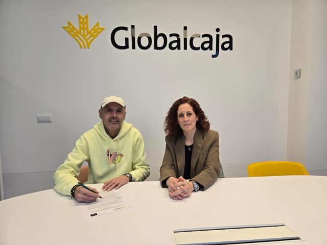 El CDB Tarancón firma convenio de colaboración con Globalcaja que apoya al deporte de la canasta en Tarancón.