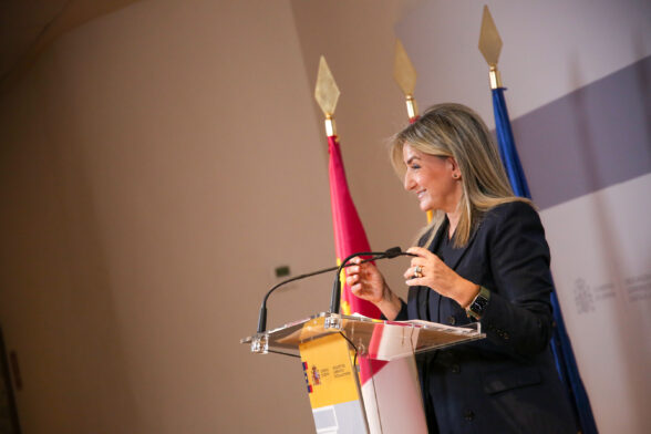 Milagros Tolón presenta el programa de actividades de la Delegación del Gobierno con motivo del Día de la Mujer con la participación del expresidente José Luis Rodríguez Zapatero
