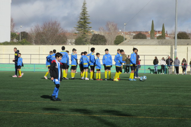 En la liga Globalcaja Quijote, el equipo A de la EFB Jesús de la Ossa, lidera la competición, tras la novena jornada liguera.