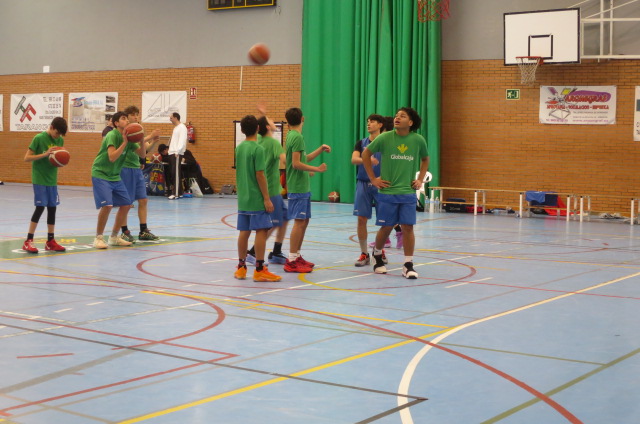 Final de infarto y derrota de un punto en la Liga Cadete del equipo del CDB Tarancon ante CD Salesianos en Guadalajara 61-60