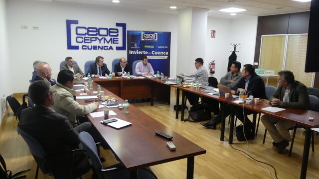 Invierte en Cuenca mantiene una reunión con el grupo Dizma/Zuper Bop Pack para atraerles a la provincia