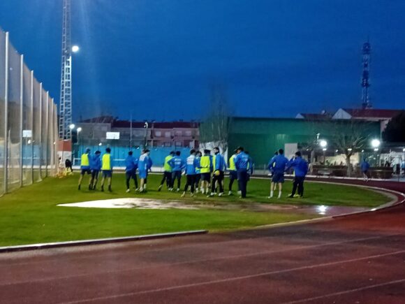 El CD Tarancón quiere romper la racha del CD Pedroñeras y seguir enganchado a la zona de play off