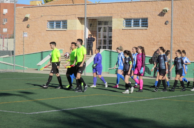 Las chicas de la EF Jesús de la Ossa, quieren confirmar la versión de la pasada jornada en Orgaz ante la visita del Calvo Sotelo de Puertollano en el campo San Isidro