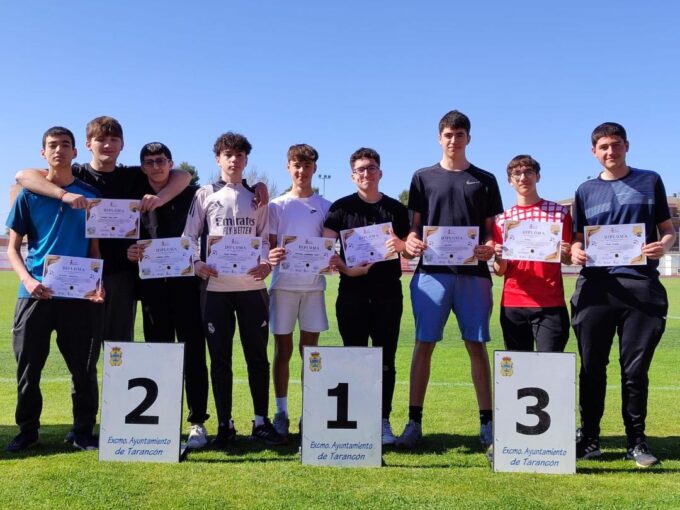 El IES la Hontanilla celebra el Dia de la Educación Física en la Calle con la III Carrera de Orientación Deportiva