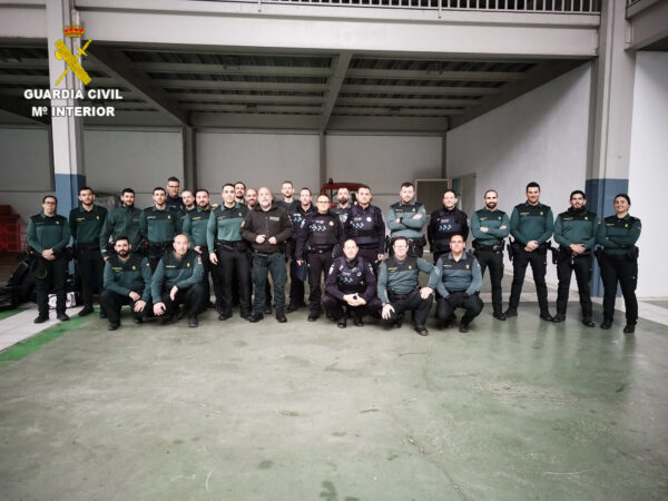 La Guardia Civil forma a sus agentes en Tarancón en técnicas de respuesta ante situaciones de riesgo