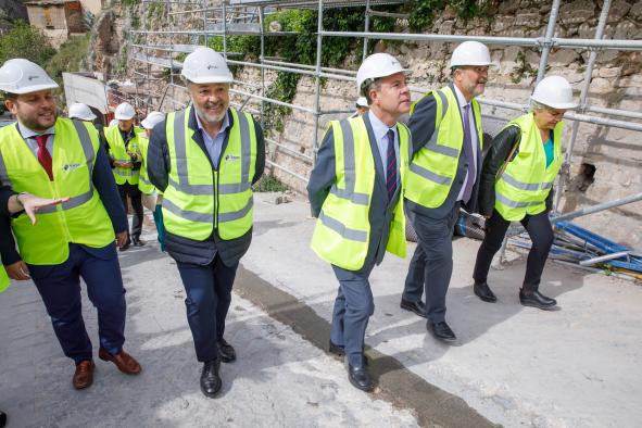 El Gobierno regional concluirá las obras de la conexión accesible al casco urbano histórico de Cuenca en el primer trimestre de 2026