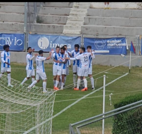 El CD Tarancón, supera con nota otra de sus “finales” en el Barranco del Lobo. 0-1 muy efectivo ante el marco mantiene el sueño de entrar en play off