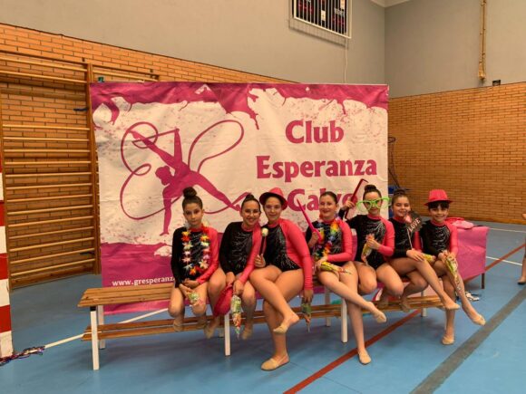 Brillante gala exhibición fin de curso de la Escuela de Gimnasia Rítmica, con el club Esperanza Calvo, en el Gimnasio Reina Sofia
