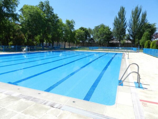 La Piscina Municipal de Tarancón reabre tras un incidente provocado por un reto viral