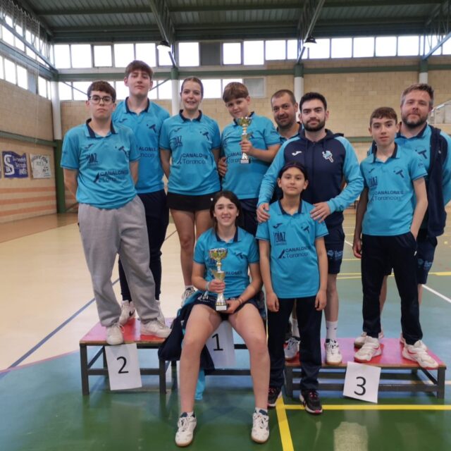 El equipo femenino de Tenis de Mesa Tarancon (Canalones Tarancon TM) subcampeón de Castilla la Mancha por equipos. Los chicos, terceros
