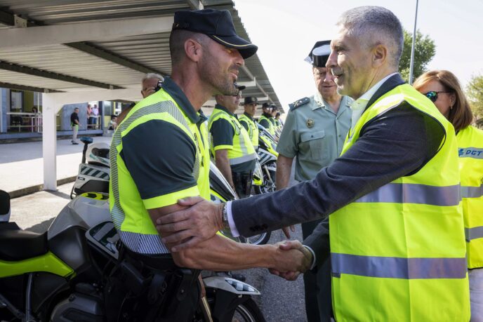 Grande-Marlaska presenta el dispositivo de Tráfico para un verano en el que se superarán los cien millones de desplazamientos por carretera