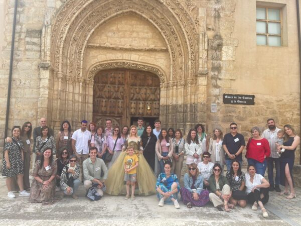 El equipo técnico del Proyecto Arraigo en Cuenca participa en un encuentro a nivel nacional celebrado en Paredes de Nava