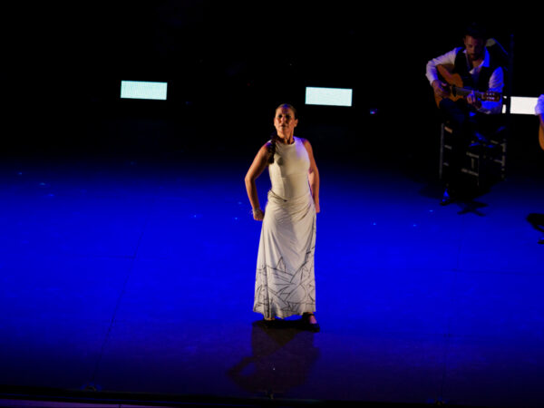La fuerza de Sara Baras abre el ciclo de espectáculos de Actuamos en Patrimonio logrando llenar el teatro de Segóbriga