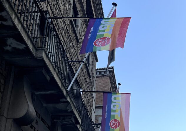 UGT despliega las banderas LGTBI en sus diferentes sedes de Castilla-La Mancha