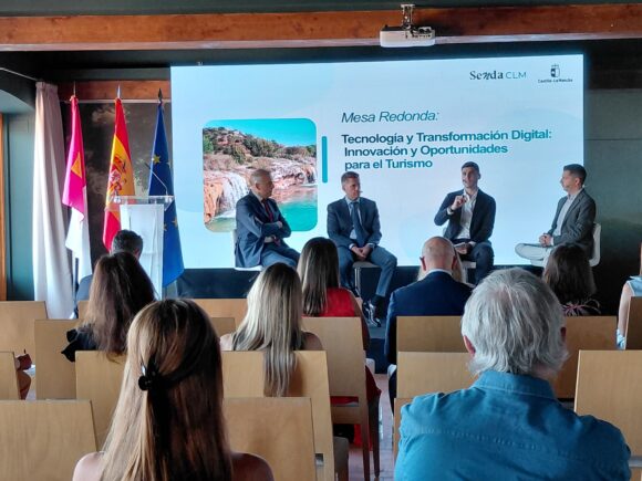 El Gobierno de España participa en Toledo en la presentación de la plataforma turística basada en inteligencia artificial SENDA CLM, impulsada en el marco de la iniciativa RETECH