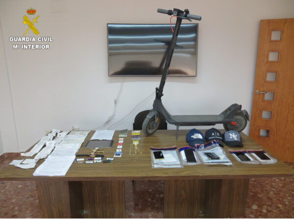 La Guardia Civil de Cuenca ha desarticulado una red de estafas que operaba a nivel nacional