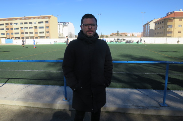 Jorge Cañete, entrenador del CD Tarancón “Lo importante es formar un grupo sano” y saca su carácter “optimista para luchar por los objetivos que estamos proponiendo