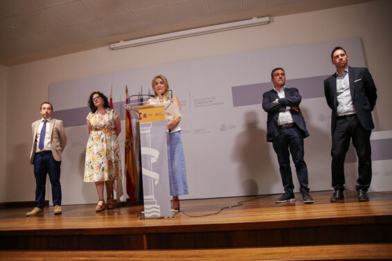 Milagros Tolón analiza con los agentes sociales de la región el impacto de las amenazas arancelarias de EEUU en Castilla-La Mancha