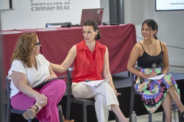 El Gobierno regional hace un llamamiento a empresas y poderes públicos para impulsar iniciativas que fomenten proyectos de teatro clásico