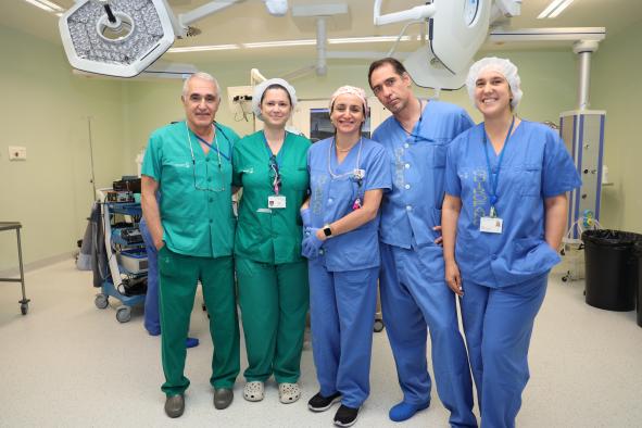 El servicio de Cirugía Oral y Maxilofacial del Hospital Universitario de Toledo realiza su primera intervención de reemplazo de la articulación mandibular