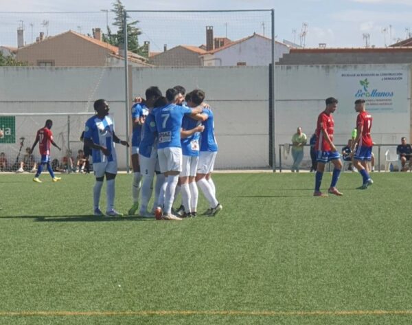 Clara e importante victoria del CD Tarancón en el Provencio ante el Don Octavio CP Villarrobledo, 3-0 al que superó durante todo el partido