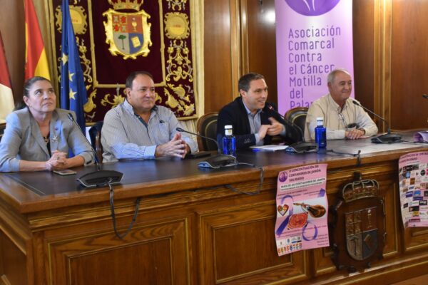 La Asociación Comarcal Contra el Cáncer de Motilla organiza este domingo un evento con 28 cortadores de jamón