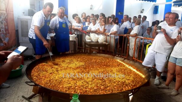 La Peña El Mosto celebra el 13 de septiembre con su tradicional paella gigante para más de 500 comensales
