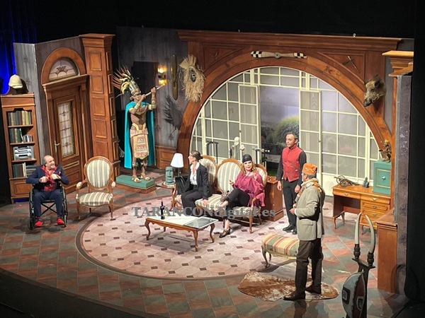 El Auditorio Municipal de Tarancón abre su ciclo teatral de Fiestas con la comedia de misterio “Remátame otra vez”